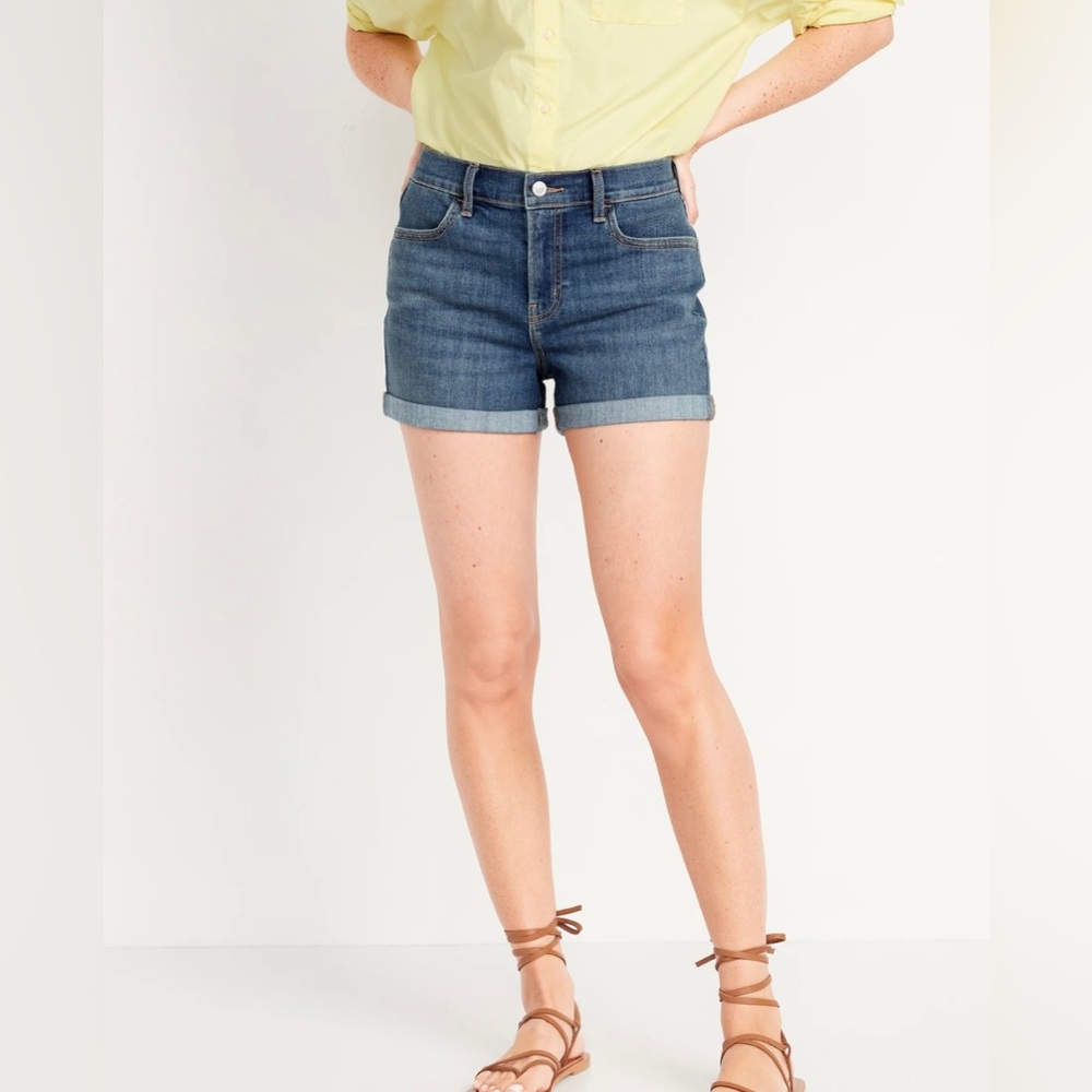 Old Navy shorts size 14